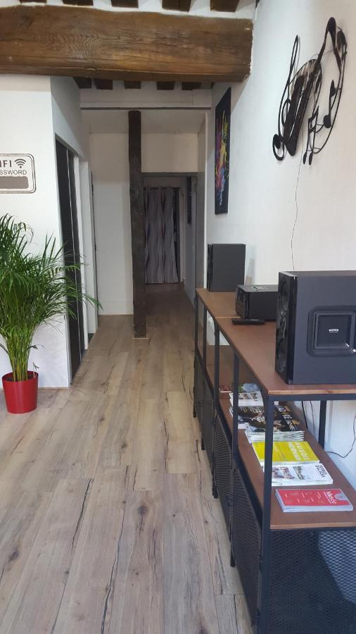 Appartements Chez Delphine Et Guillaume Au Coeur De Semur En Auxois Εξωτερικό φωτογραφία